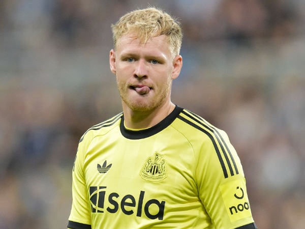 Aaron Ramsdale Yakin Eddie Howe Bisa Selamatkan Kariernya di Newcastle