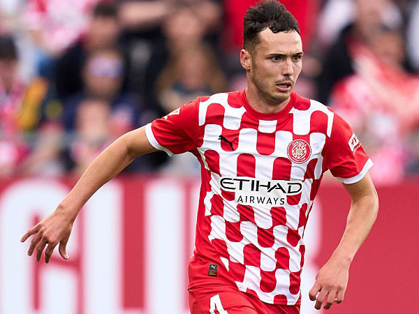Crystal Palace Segera Rampungkan Transfer Arnau Martinez